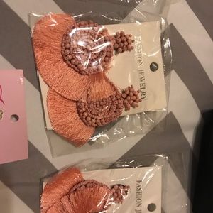 New  light  dressing earrings